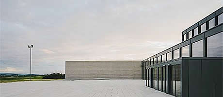 奇普菲尔德在德国设计的文化中心投入使用
