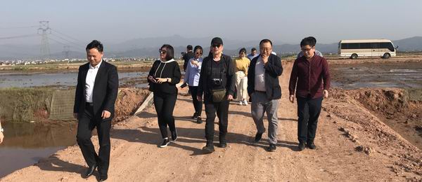 A+与宋微建老师共同考察新农村项目