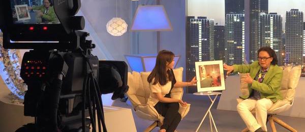 洪约瑟做客央视演播室